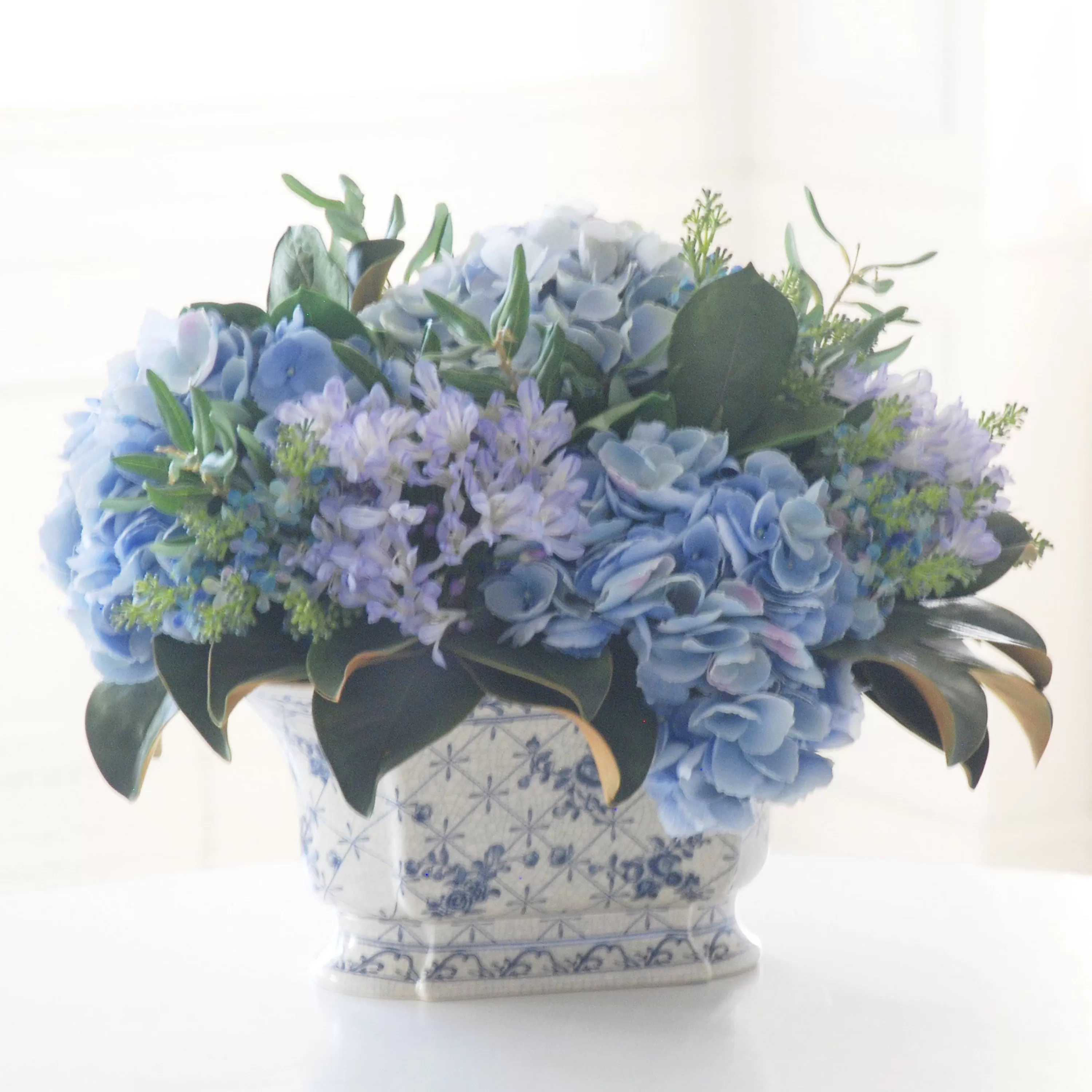 New Hydrangea and Olive Leaf Chinoiserie Tabletop